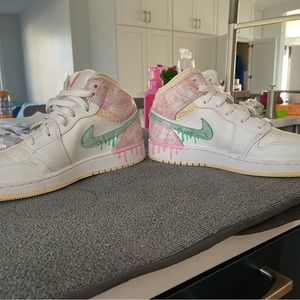 Jordan 1s Mid ‘Ice Cream’ size 5Y